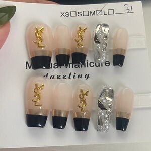 New fashion Black, Gold, and Silver Nail Set